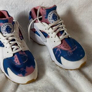 Stylish Kids Sneakers in Blue and Pink